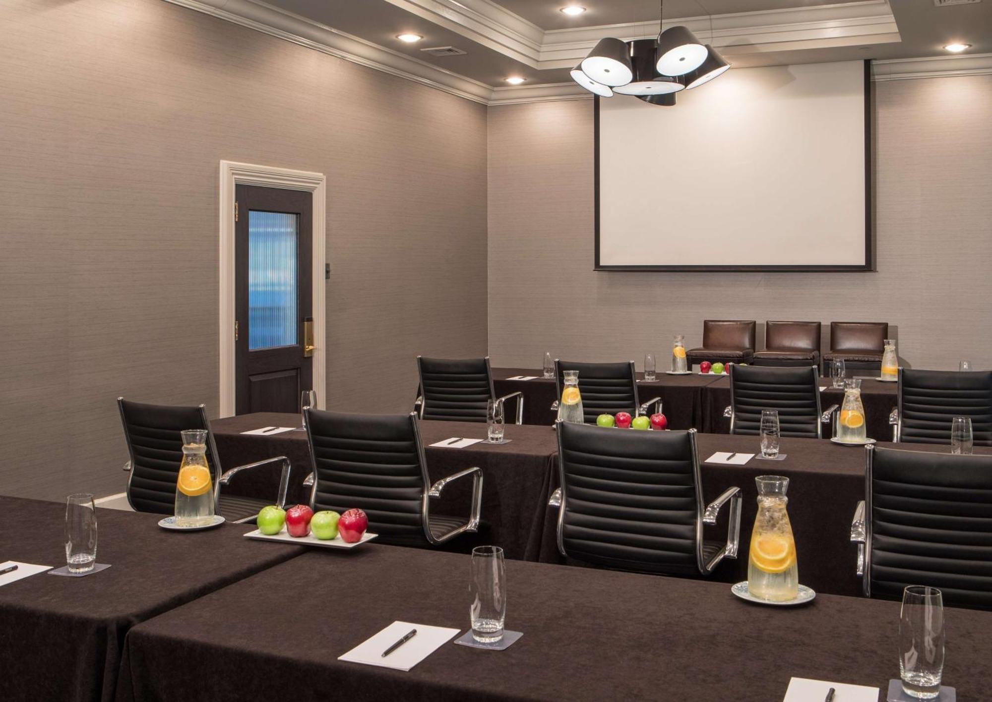 Hotel Hilton Wilmington/Christiana Newark Esterno foto